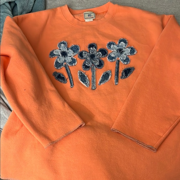 Vintage Lee Crewneck with Denim Embroidery - Picture 1 of 4
